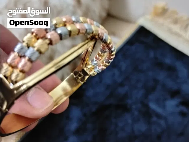 اسورة مصنفة قطعة خاصة