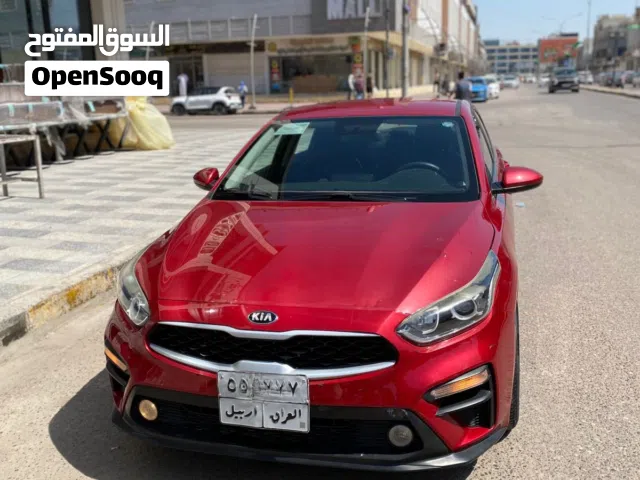2019 كيا سيراتو Standard