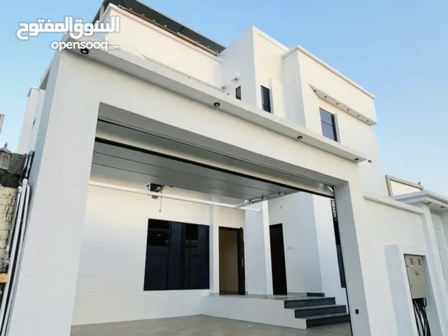 190 m2 3 Bedrooms Townhouse for Rent in Muscat Al Maabilah
