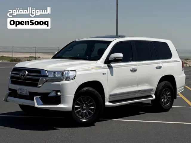 2019 Toyota Land Cruiser VXR