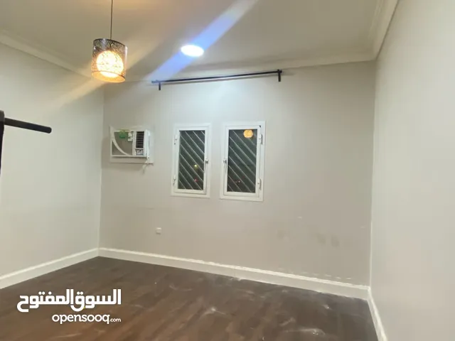 120 m2 2 Bedrooms Apartments for Rent in Al Riyadh Al Wadi