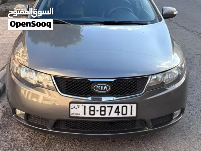 2009 كيا فورتي Standard