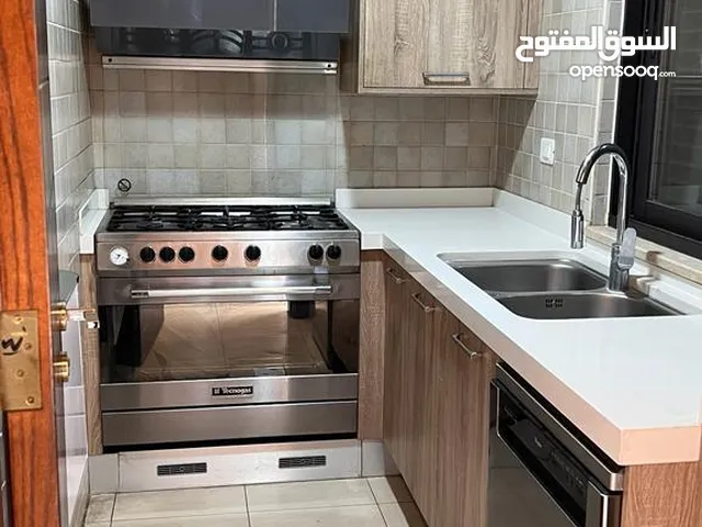 700 m2 4 Bedrooms Villa for Rent in Amman Dabouq