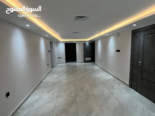 شقة للايجار دور ارضي في الاندلس