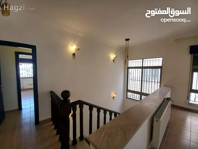 240 m2 3 Bedrooms Apartments for Rent in Amman Deir Ghbar