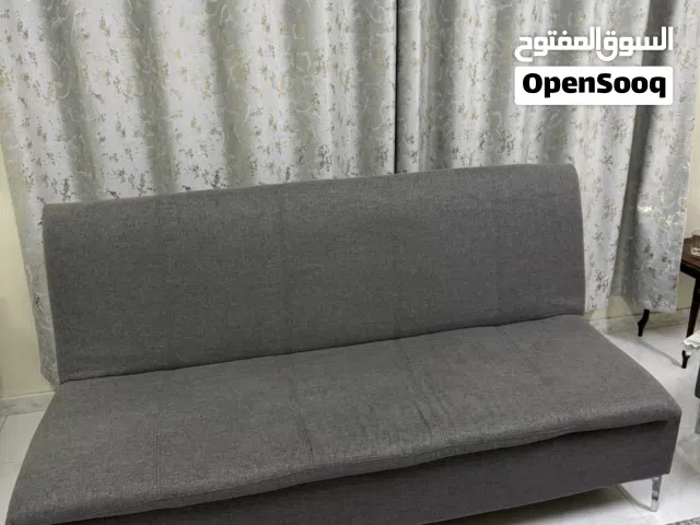 كنب سرير للبيع باماره الشارقه