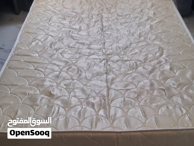 مرتبة نفر ونص للبيع