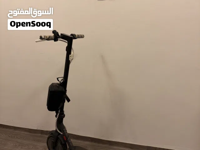 Xiaomi Mi Electric Scooter 4 Pro - Black