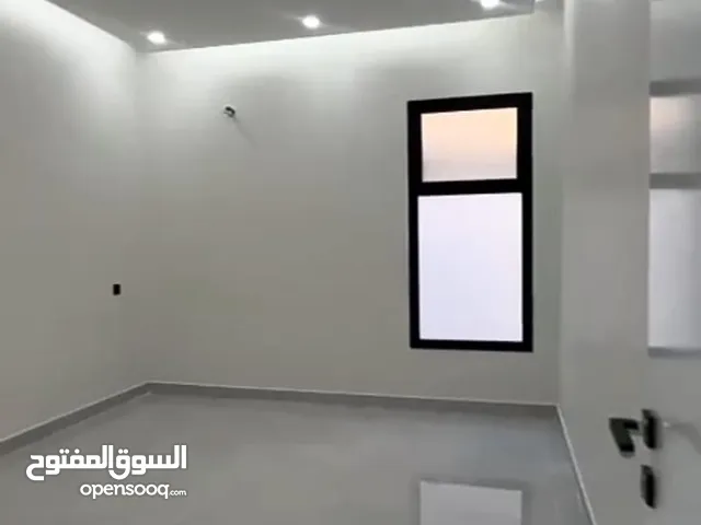 400 m2 More than 6 bedrooms Apartments for Rent in Tabuk Al safa