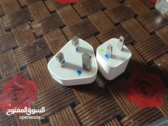 شواحن ايفون اصلية