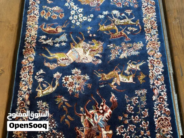 سجادة حرير إيرانية مصنَّعة آلياً