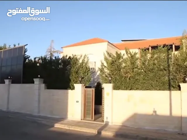 660 m2 More than 6 bedrooms Villa for Sale in Madaba Umm Al Amad