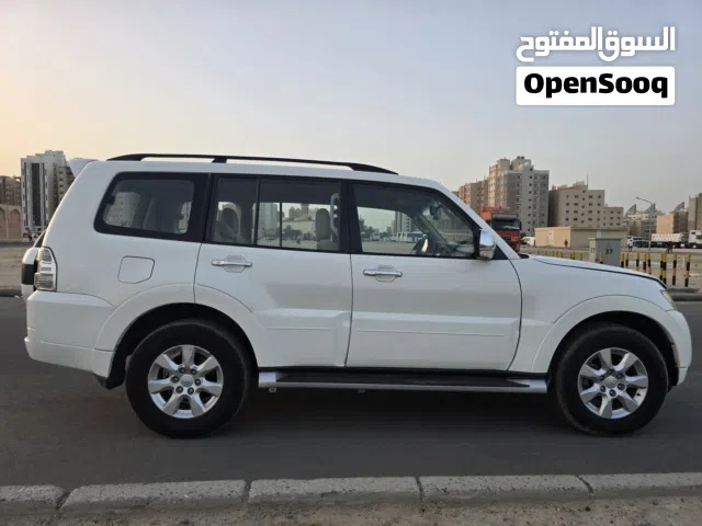 2019 Mitsubishi Pajero GLS