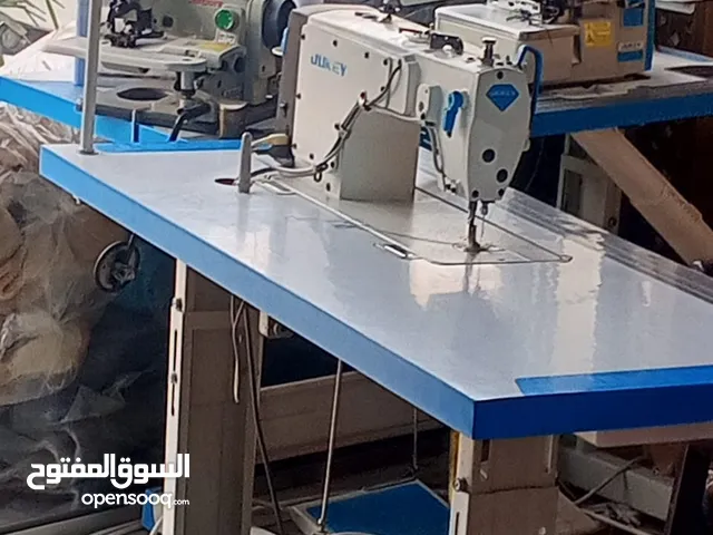 ماكينات محل خياطه