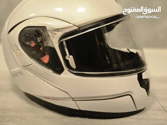 خوذة MT اصلية مقاس L