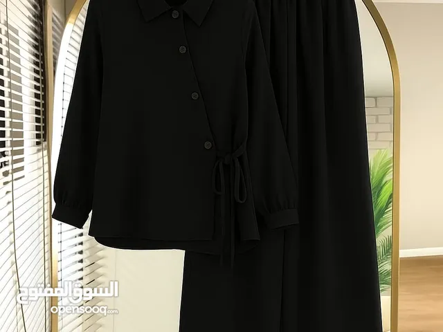 كُـلـه نعـومـة وانـاقـة  طقـم"قميـص وبنطـلـون"بـس 7 دنـانيـر  فـري سـايـز لـوزن 55-85الخـ