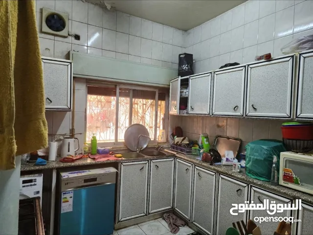 301 m2 2 Bedrooms Apartments for Sale in Amman Al-Jabal Al-Akhdar