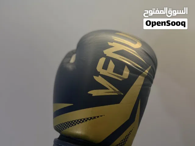 قفازات ملاكمه Venum