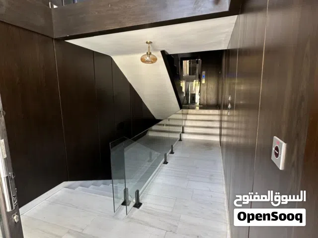 175 m2 3 Bedrooms Apartments for Rent in Amman Airport Road - Manaseer Gs