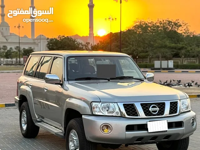 نيسان بترول فتك DHS 128000/=  الي يدور شى نظيف NISSAN PATROL  SAFARI مسرفس بالكامل بدون حوادث -