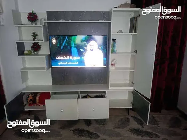 طاوله شاشه للبيع بدون شاشه