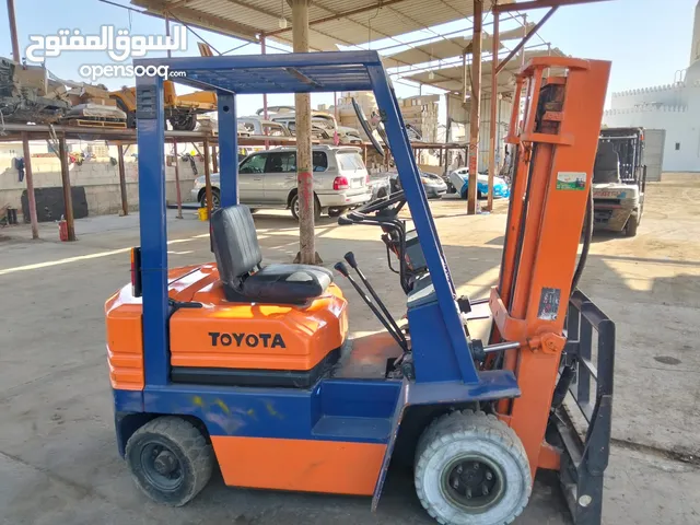 Used Toyota forklift benzine 1.2 Ton