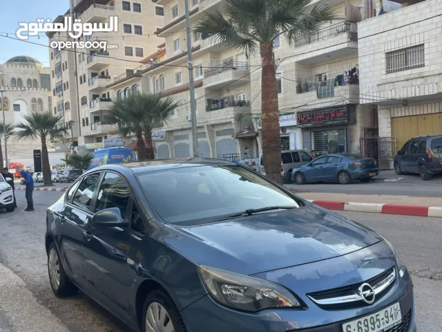 Used Opel Astra in Ramallah and Al-Bireh