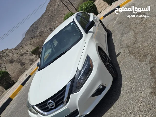 Used Nissan Altima in Muscat