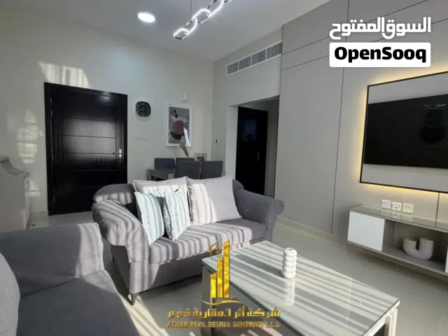 لراغبي الفخامة والتميز شقة فاخرة للايجار الشهري غرفة وصالة باطلالة مفتوحة مفروشة بالكامل باثاث راق