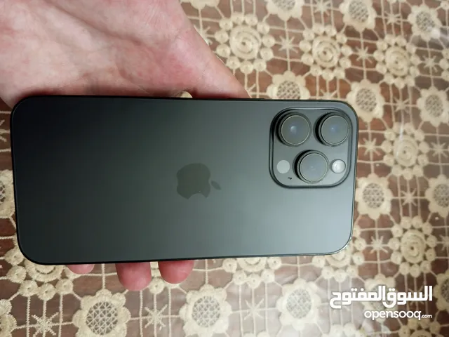 iPhone 14 pro max 256 unlocked ايفون 14برو ماكس 256 جيجا بحالة ممتازة بطارية 90%...................
