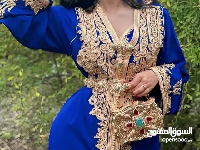 جلابة و قفطان مغربي