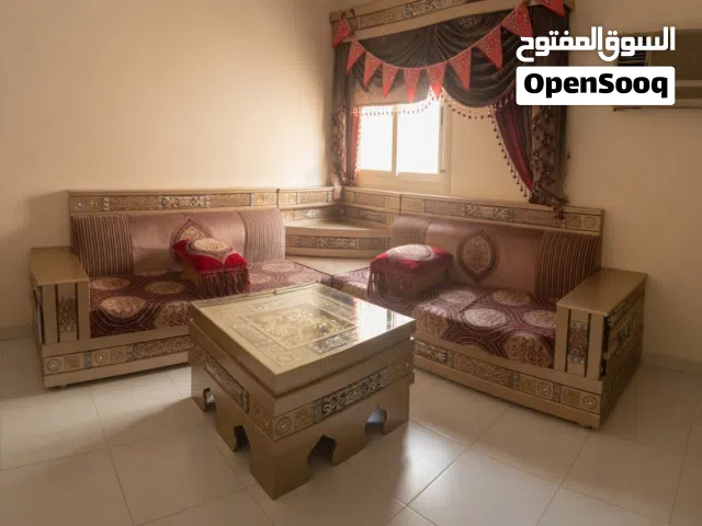 مجلس للبيع بحالة جيدة جدا