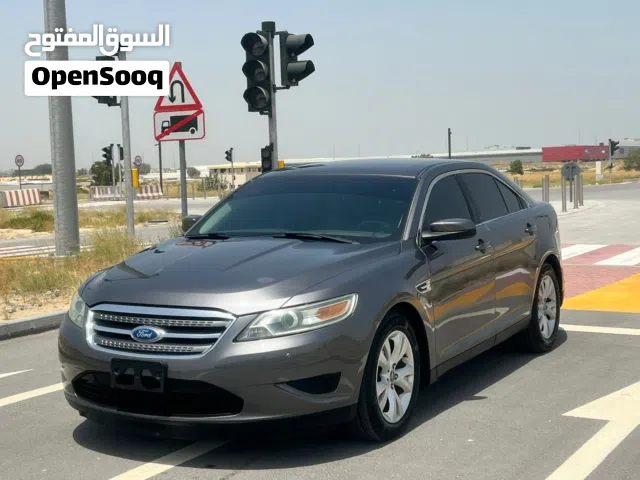 2012 Ford Taurus SE