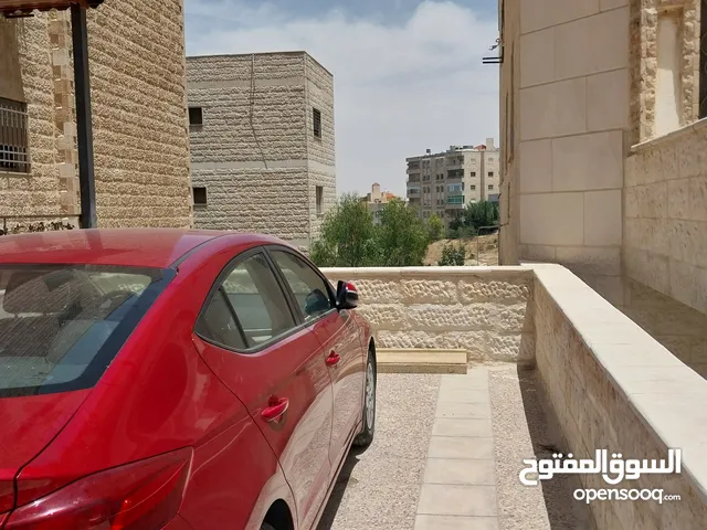 225 m2 3 Bedrooms Apartments for Sale in Amman Daheit Al Rasheed