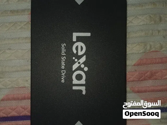 SSD Lexar NS100 سعة 2TB للبيع إذا تريد SSD محترم يخزن ألعابك وملفاتك بدون وجع راس فهذا هو المطلوب