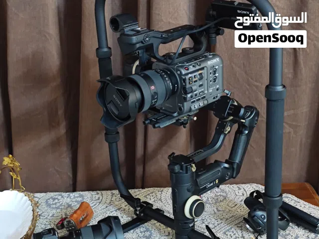 كمبل كرين 3s مع رنك للمراوس برونين rs4 pro  الكمبل والرنك smallrig غراضهم كاملة  يتحمل وزن 6 ونص كيل