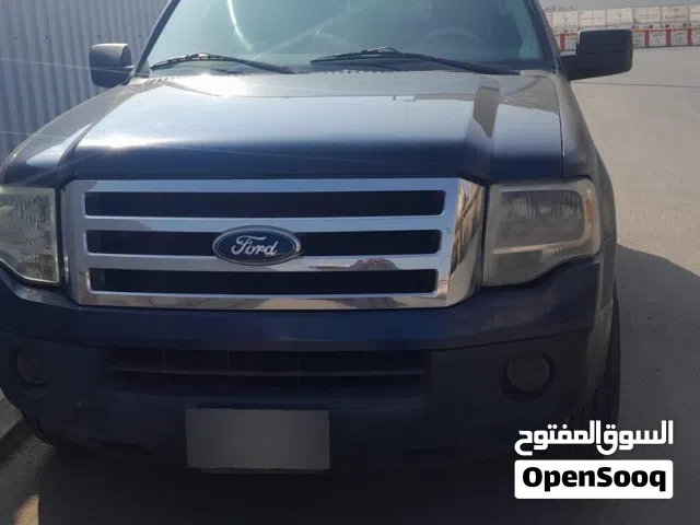 2013 فورد اكسبيديشن Standard