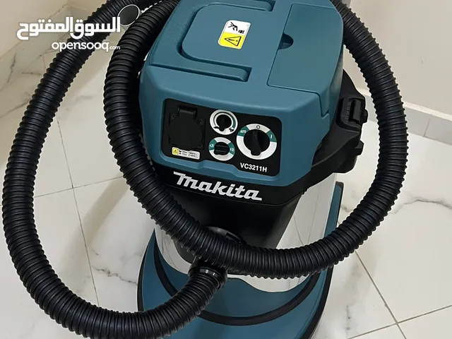 للبيع: مكينة تنظيف كهربائية من ماركة Makita الغنيه عن التعريف.