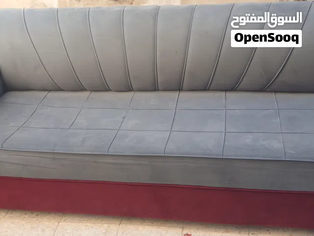 طقم كورنا ر 8 مقاعد مستعمل بحالة جيدة