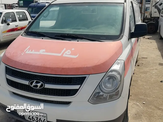 Hyundai H1  in Al Jahra