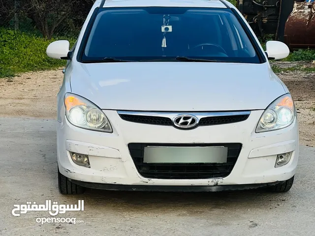 هنداي i30للبيع موديل 2008 ماشيه 148الف جير عادي بنزين 1600