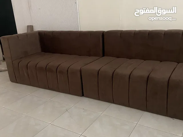 كورنر غير مستعمل حجم كبير مريح