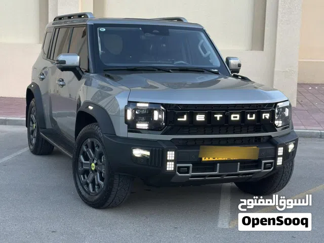 جيتور T2 هجين كهربائي وبترول تمشيك 1200 كيلو الدفع الرباعي نسخه الجبل 206 و 462 حصان