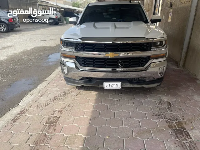 Used Chevrolet Silverado in Al Ain