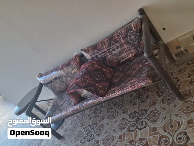 جلسه كامله مستعمله وعليها حمايه