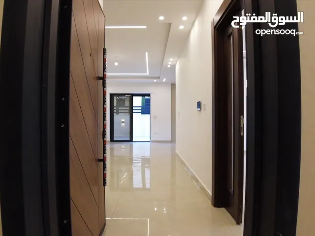 225 m2 3 Bedrooms Apartments for Sale in Amman Dahiet Al-Nakheel