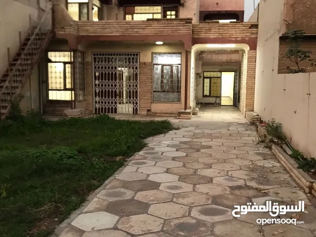 381 m2 More than 6 bedrooms Townhouse for Sale in Baghdad Zayona
