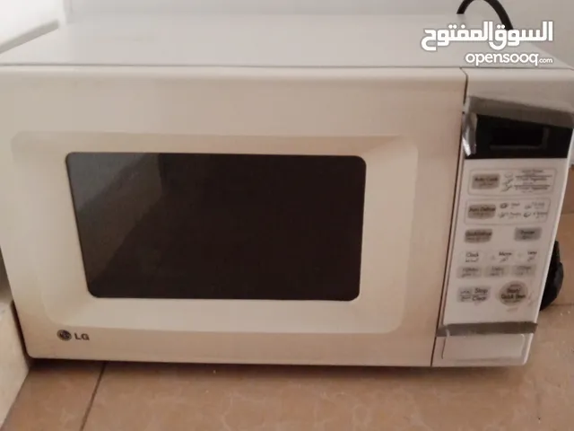 LG 25 - 29 Liters Microwave in Zarqa