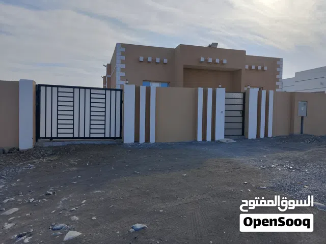 منزل للبيع جديد في منطقة الشهامه الرستاق
