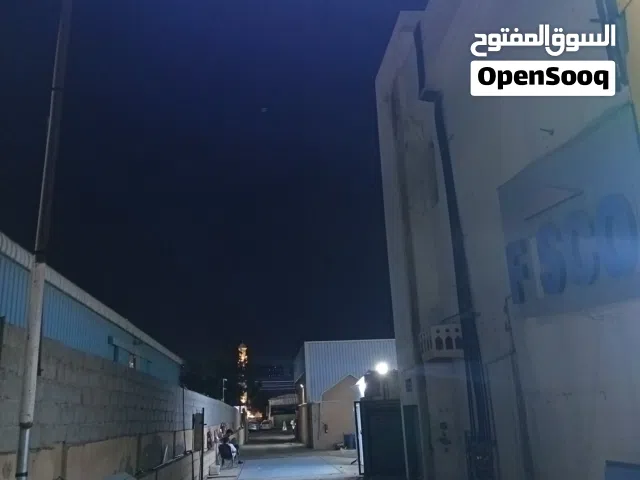 نشتري جميع انواع الخرده والمخلفات البلاستيك المعدنيه والمعدات الثقيلة والخفيفه في كل مدن السلطنة